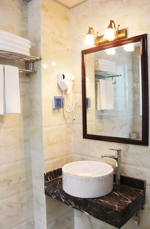 Raimi Hotel Chaqiyu الغرفة الصورة